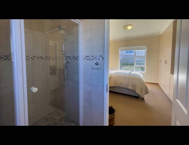 2 BEDROOM FREEHOLD FOR SALE IN HEIDERAND